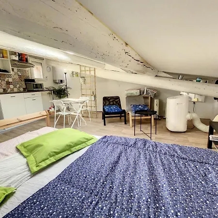 St Louis Mansarde Atypique Climatise Apartmán *